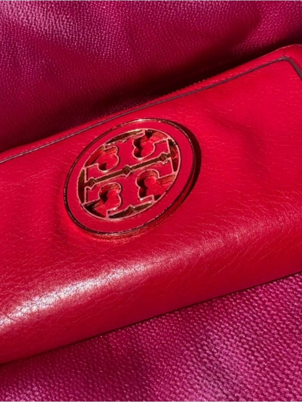 💋💋💋♠️♠️♠️♠️Tory Burch Red Leather Wallet Clutch (EUC)💋♠️♠️♠️♠️